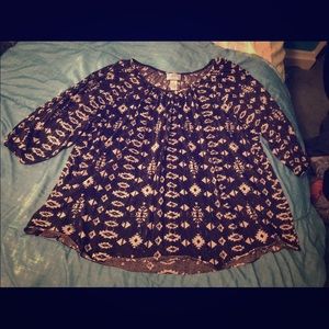 B&W tribal print blouse